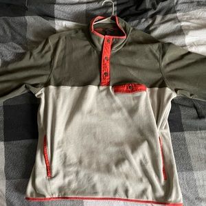 Eddie Bauer Chutes Snap Mock